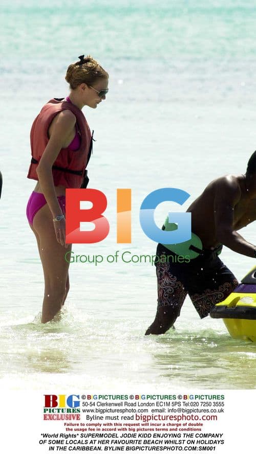 Jodie Kidd enjoys Caribbean beach with locals