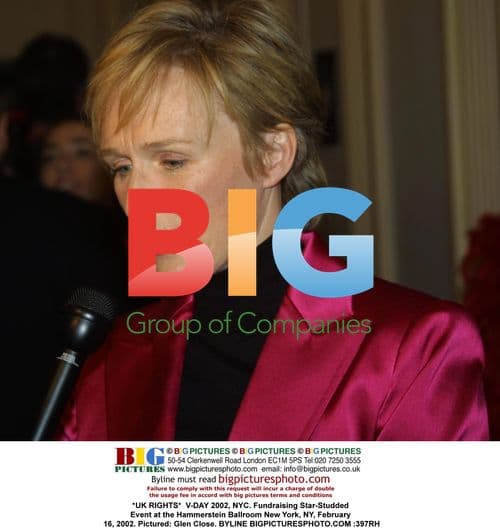 Glen Close at V-Day 2002 Fundraiser in NYC