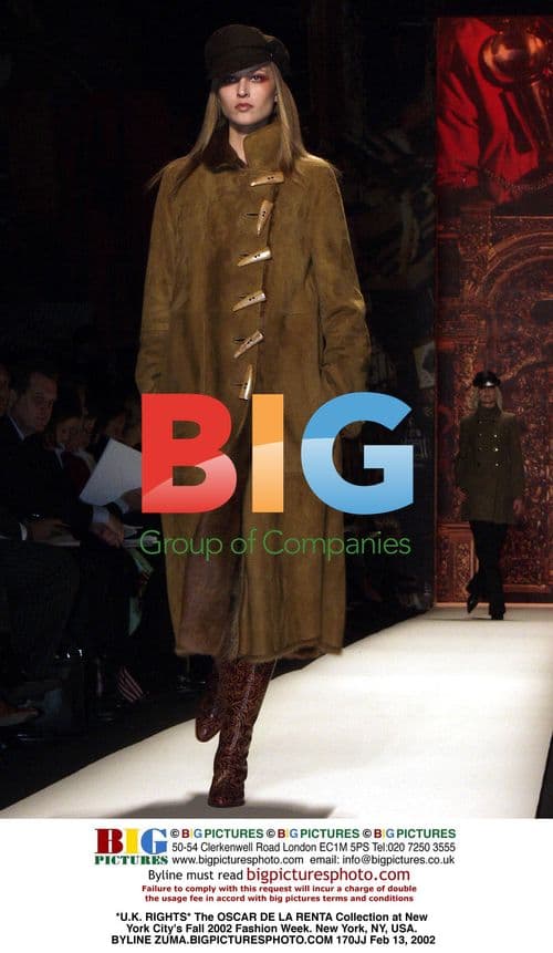 OSCAR DE LA RENTA Collection at NYC Fashion Week