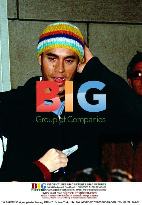 Enrique Igiesias leaving MTV's Trl in New York