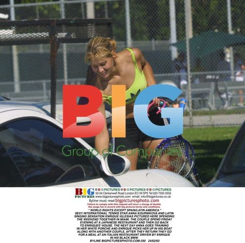 Anna Kournikova and Enrique Iglesias Spend Weekend in Miami