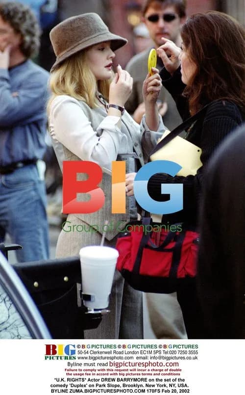 Drew Barrymore on set of 'Duplex' in Brooklyn