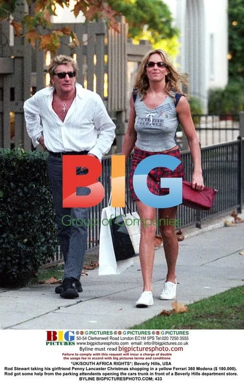 Rod Stewart and Penny Lancaster Christmas Shopping