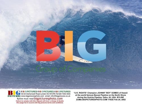 JOHNNY 'BOY' GOMES at Banzai Pipeline, Oahu