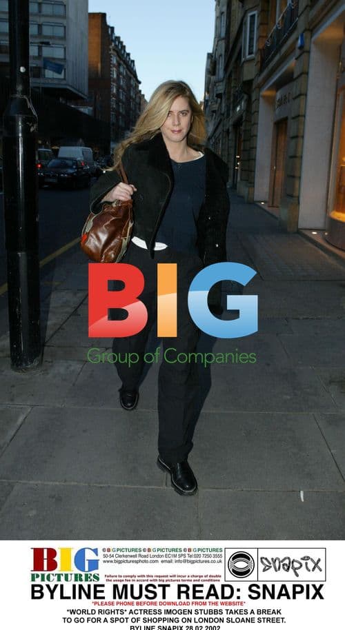 Imogen Stubbs Takes a Shopping Break on Sloane Street