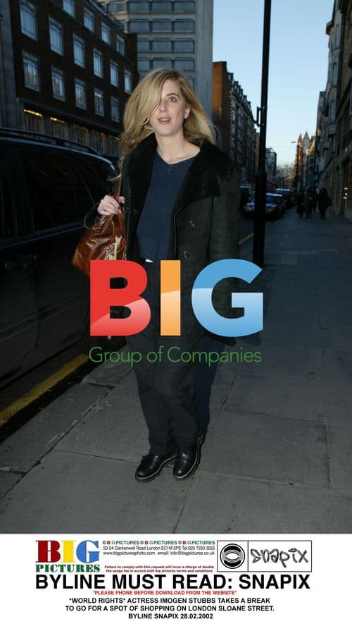 Imogen Stubbs shopping on Sloane Street