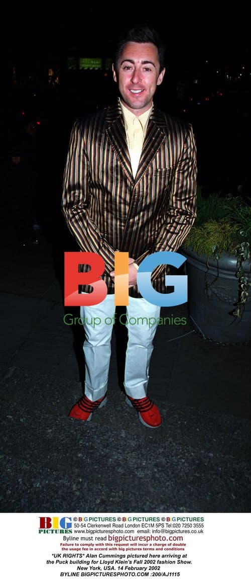 Alan Cummings at Lloyd Klein Fall 2002 Fashion Show