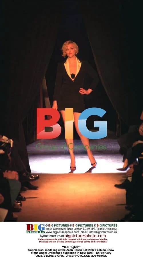 Sophie Dahl at Zach Posen Fall 2002 Fashion Show