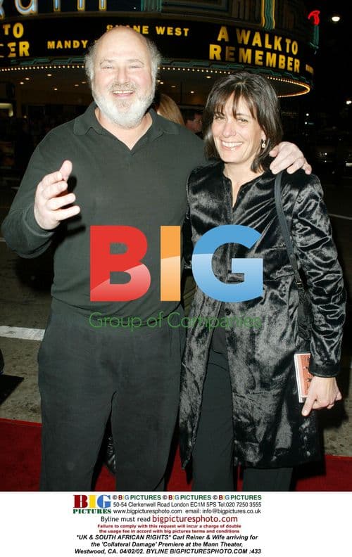 Carl Reiner & Wife at 'Collateral Damage' Premiere