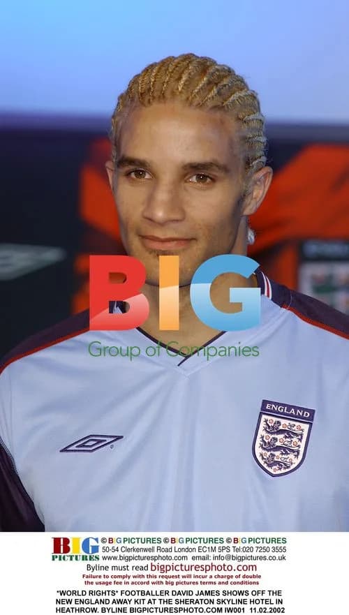 David James unveils new England away kit