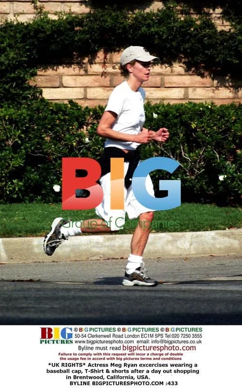 Meg Ryan exercises in Brentwood, CA