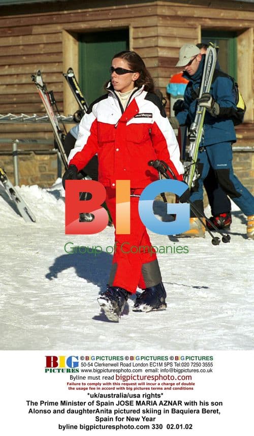 Spanish PM JOSE MARIA AZNAR Skiing with Family