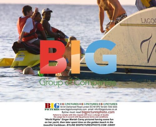 Mariah Carey Enjoys Yacht, Beach in Caribbean