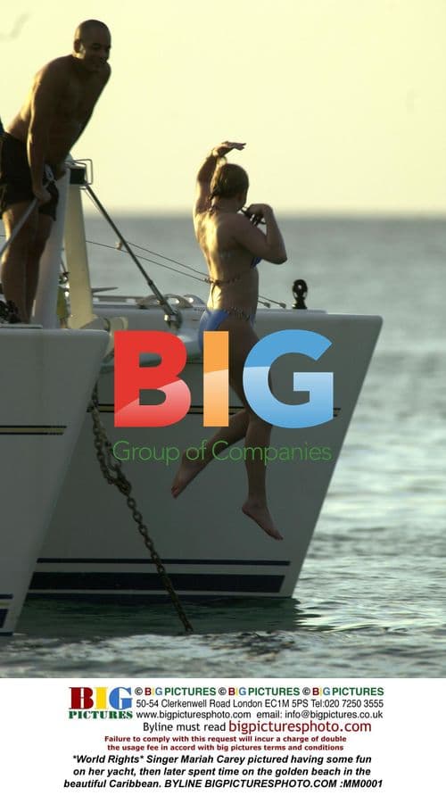 Mariah Carey enjoys yacht, beach in Caribbean