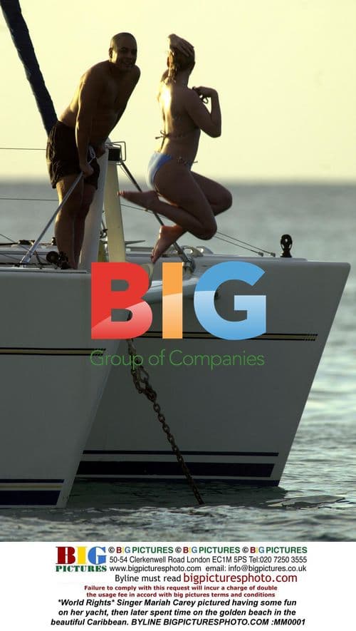 Mariah Carey enjoys yacht and beach in Caribbean