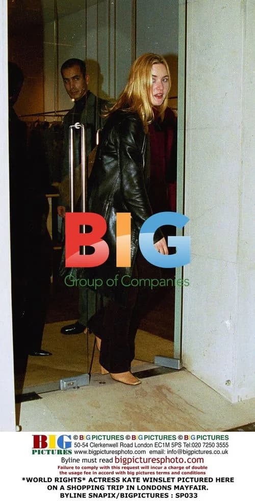 Kate Winslet Shopping in London