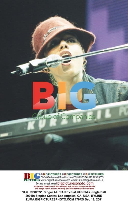 Alicia Keys at KIIS FM's Jingle Ball 2001