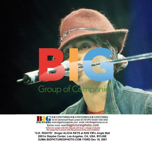 Alicia Keys at KIIS FM's Jingle Ball 2001