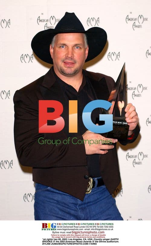 Garth Brooks at 2002 American Music Awards