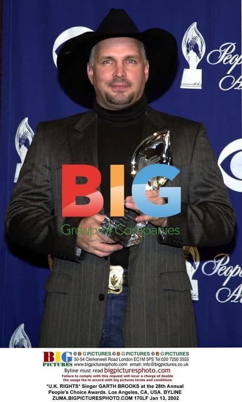 GARTH BROOKS at 28th People's Choice Awards