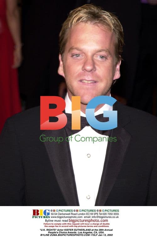 Kiefer Sutherland at 28th Annual People's Choice Awards