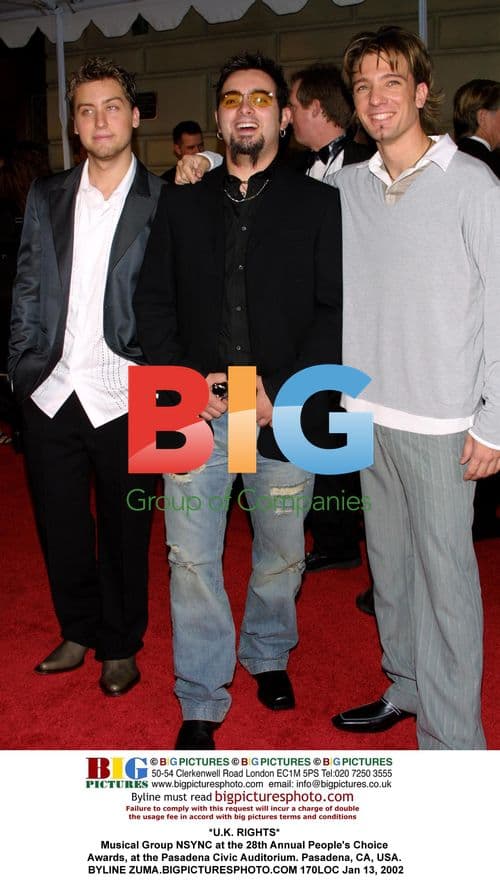 NSYNC at 28th Annual People's Choice Awards