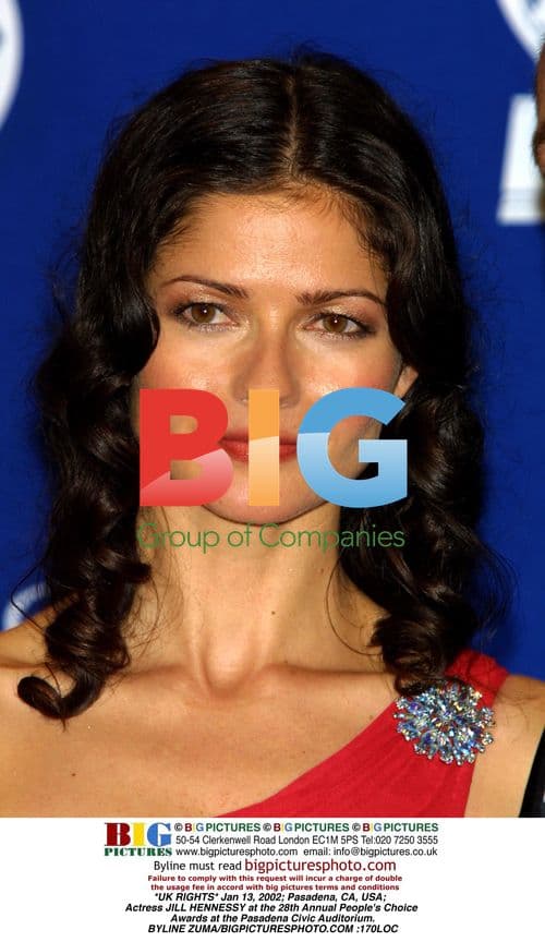 JILL HENNESSY at the 28th Annual People's Choice Awards