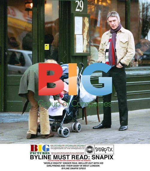 PAUL WELLER OUT WITH GIRLFRIEND AND BABY IN LONDON