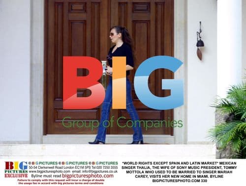 Thalia visits new Miami home