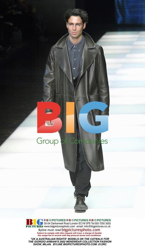 Armani 2002 Menswear Collection Fashion Show