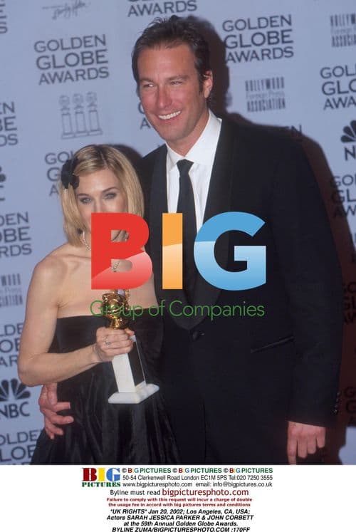 SARAH JESSICA PARKER & JOHN CORBETT at Golden Globe Awards