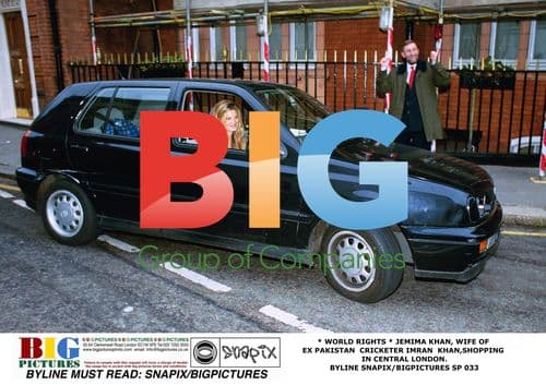 Jemima Khan Shopping in London