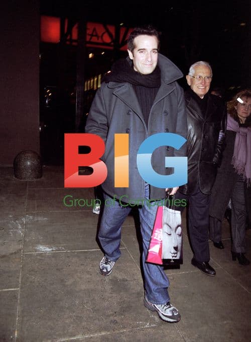 Magician David Copperfield leaves restaurant with parents