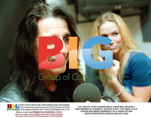 Alice Cooper & A-Teens Record "School's Out"