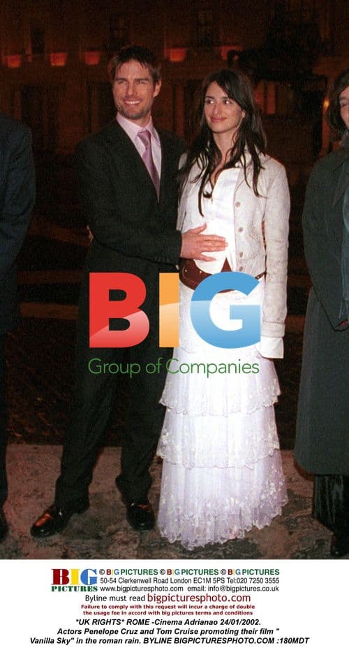 Penelope Cruz and Tom Cruise Promote "Vanilla Sky" in Rome