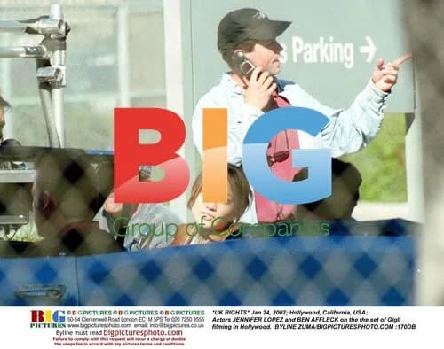 Jennifer Lopez and Ben Affleck on Gigli set