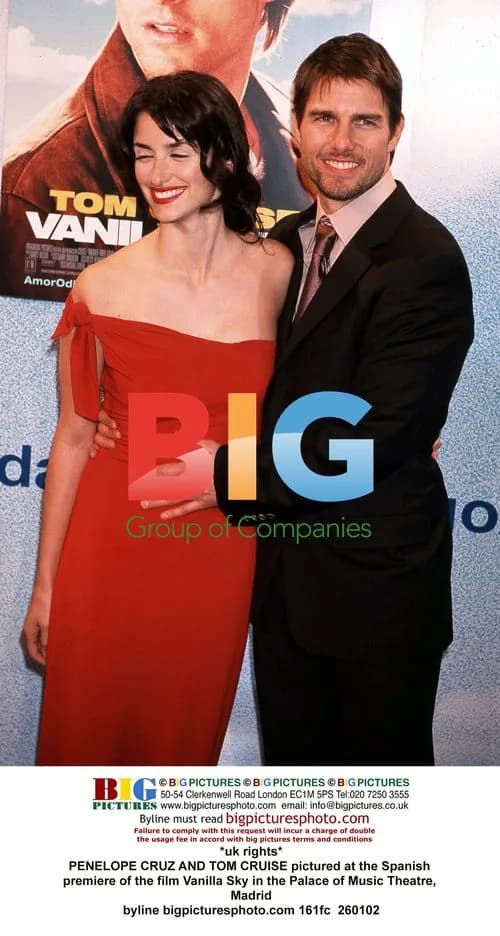Penelope Cruz and Tom Cruise at 'Vanilla Sky' Premiere