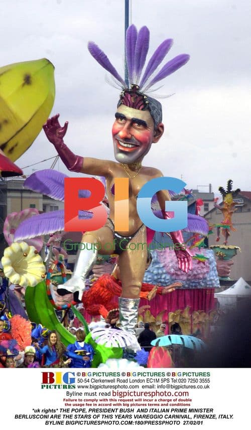 Carnival Float with World Leaders