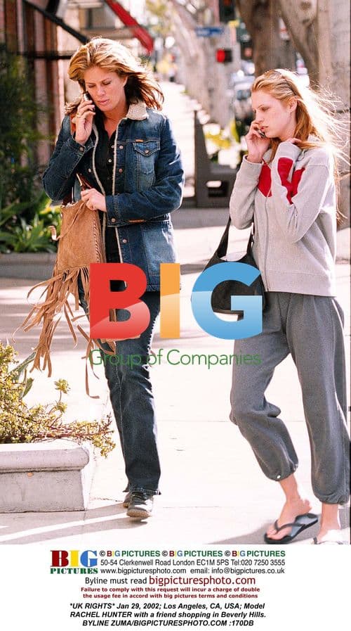 Rachel Hunter shopping in Beverly Hills