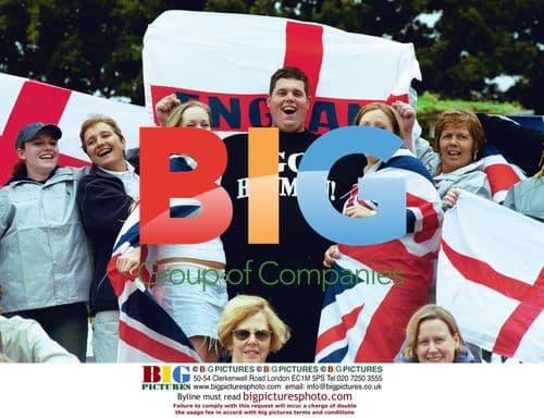 Rik Waller supports Henman at Wimbledon