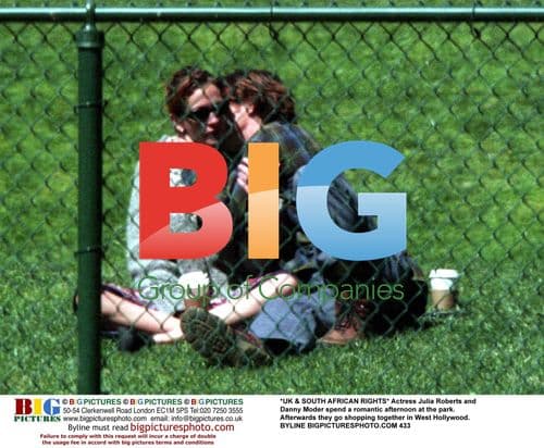 Julia Roberts & Danny Moder Romantic Afternoon