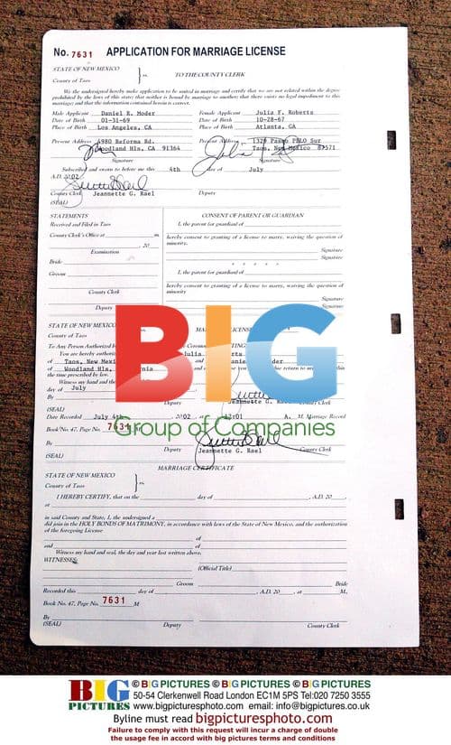 Julia Roberts and Danny Moder's wedding certificate