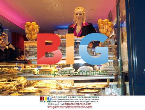 Adriana Karembeu Launches Deli's Café in Paris