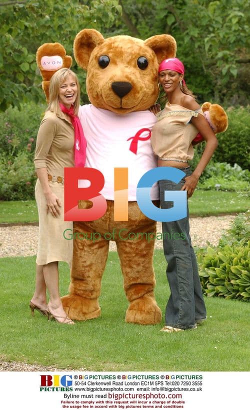 Terri Dwyer and Judi Shekoni support Avon Breast Cancer Crusade