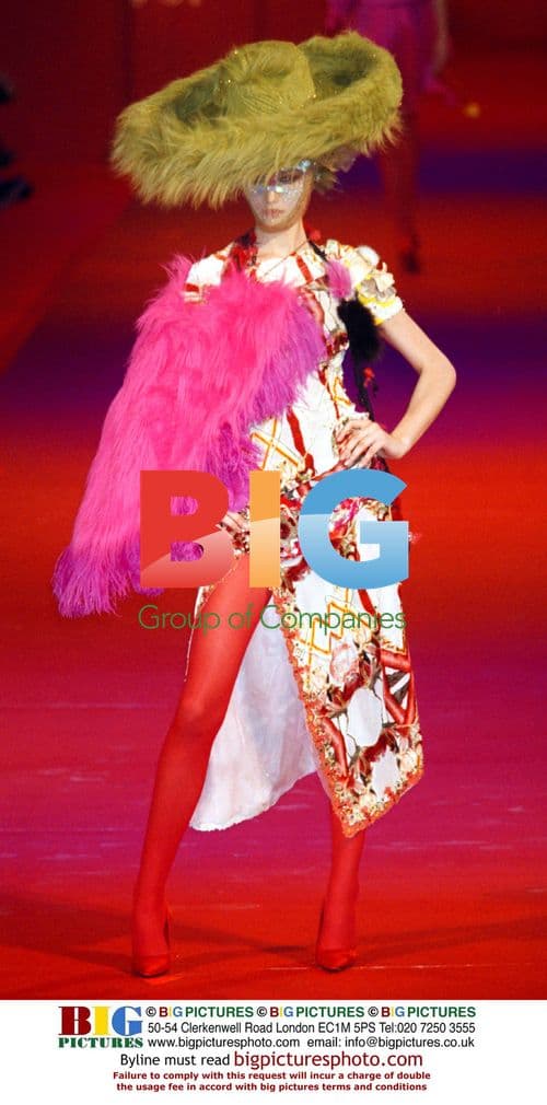 CHRISTIAN LACROIX Haute Couture Show