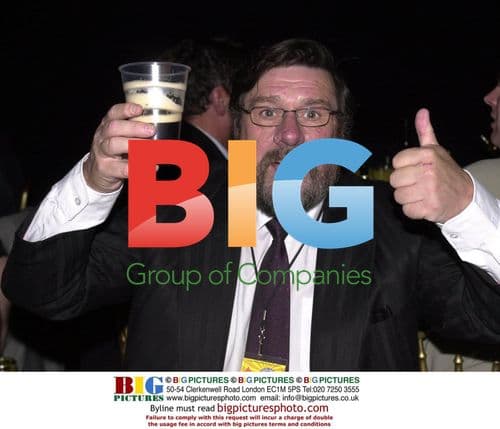 Ricky Tomlinson at Elton John Gig in Liverpool