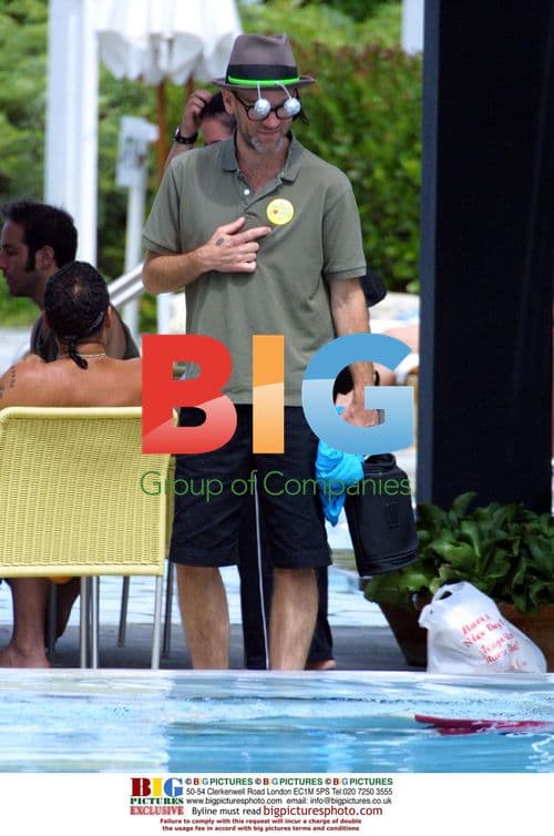 Michael Stipe and Boyfriend Spotted in Miami