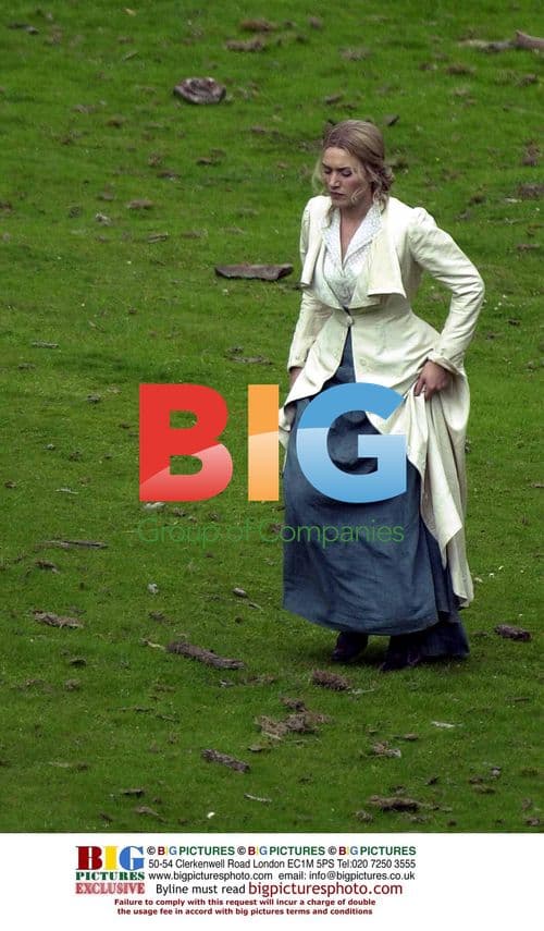 Kate Winslet and Johnny Depp on 'Neverland' set