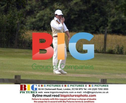 Actress poses with director on red carpet