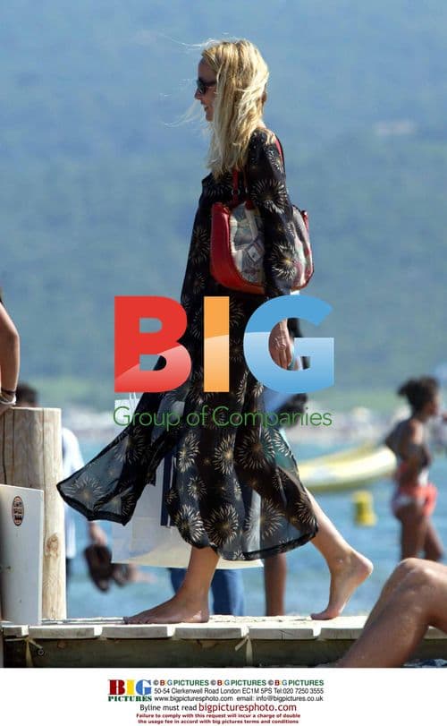 Jerry Hall and Tim Attias Leave Beach Restaurant